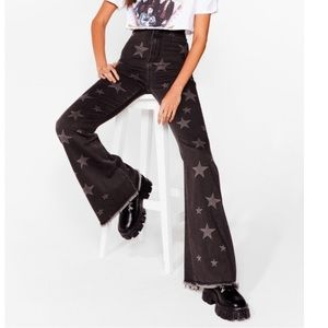 Nasty Gal flare jeans. NWT size 8 Us